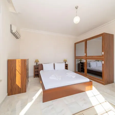 Vilă Astonishing Villa With 3 Shared Pools In Alanya Antalya Okurcalar